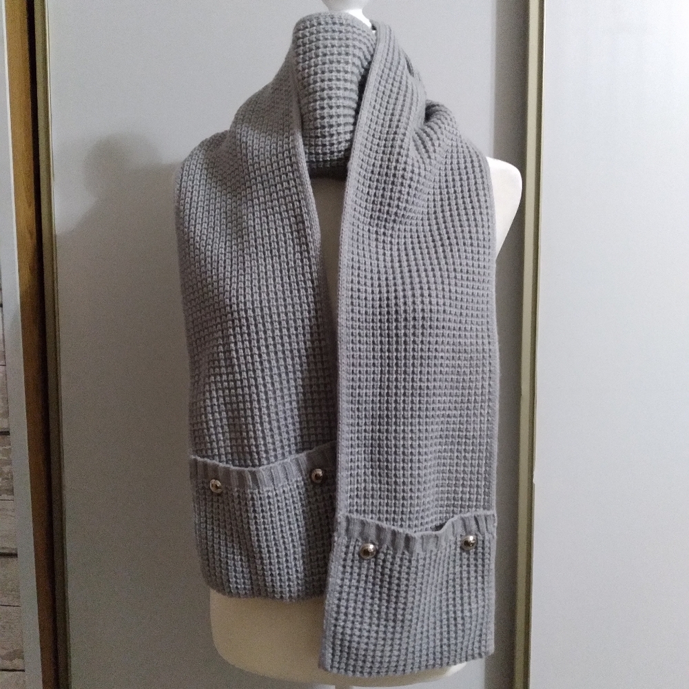 Michael Kors Gray Knit Pocket Warm Cozy Scarf